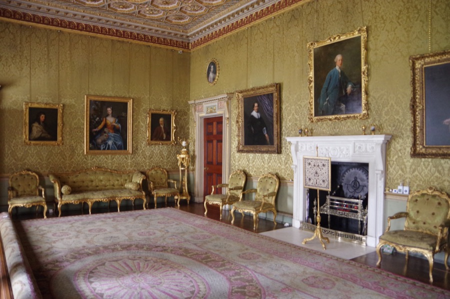 Period drawing room